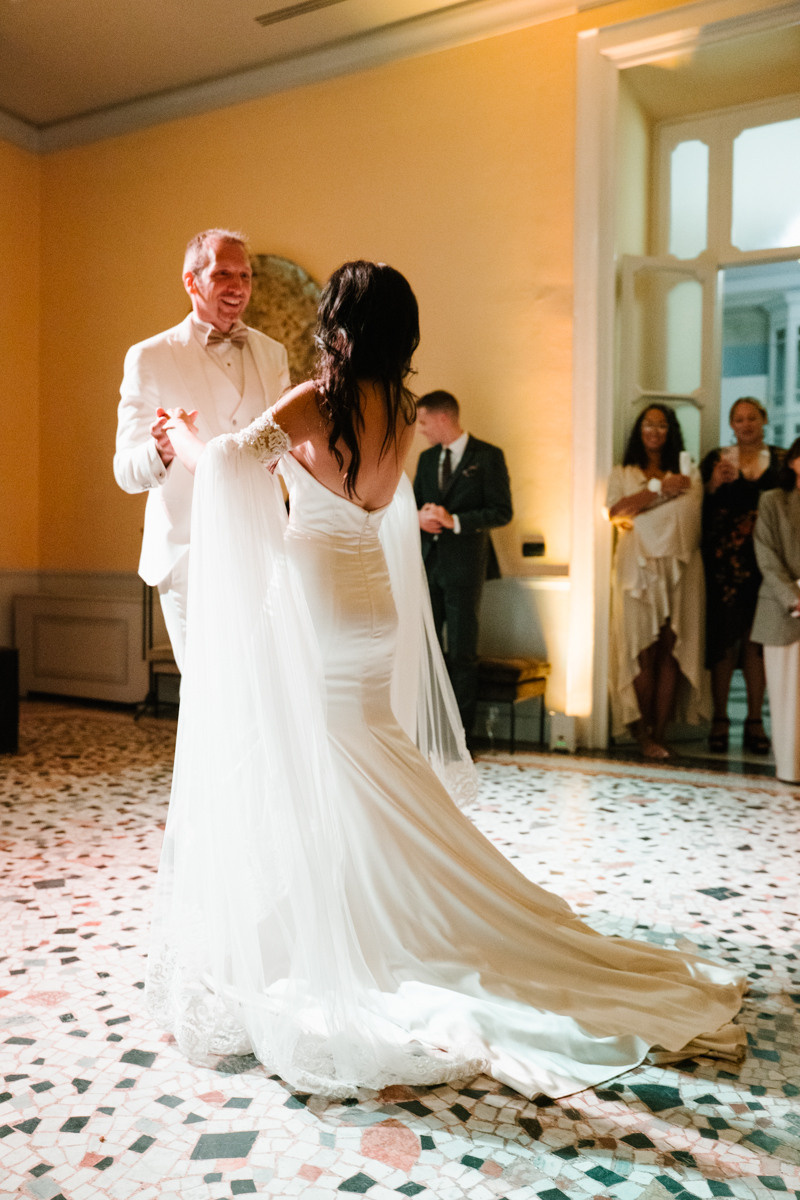 Hochzeitsfotograf über inspirierende Hochzeit am Comer See. Inna Zaytseva Photography | Fotografin in München | Content Creation