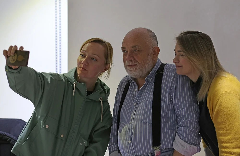 Мастер-класс Сергея Максимишина в Школе Фотографии Романа Рыбалёва. Școala de fotografie lui Roman Ribaliov. Orașul Chișinău, Moldova