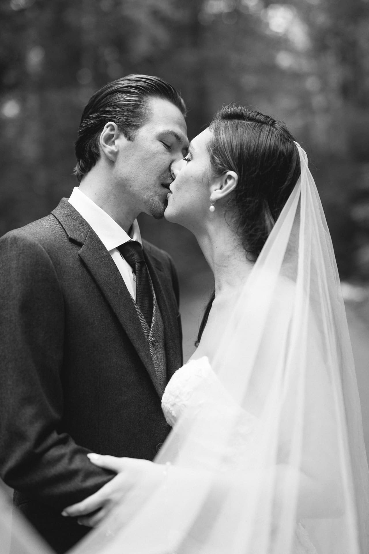 Lara & Mitch’s Candid Wedding Photos | Documentary-Style Wedding Photography | Toronto, GTA, Vaughan, Mississauga. Storytellers Films — Candid Wedding Videographer & Photographer in Toronto, Ontario and beyond