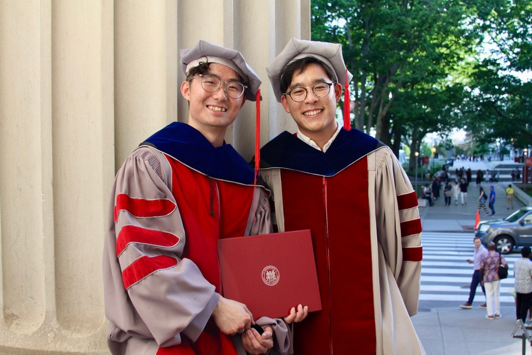 Graduation photo packages. Kelly Sang, graduation and portrait photographer in Boston