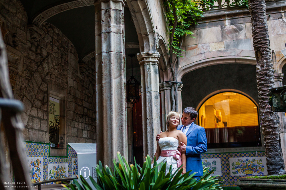 Unique photo shoot in Barcelona. Photographer in Barcelona Spain Maslik Yulia