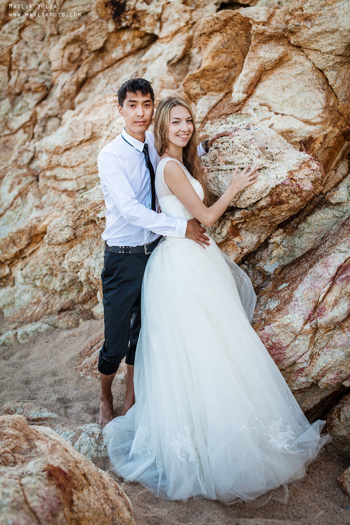 Wedding photo session on the Costa Brava, Spain. Photographer in Barcelona Spain Maslik Yulia