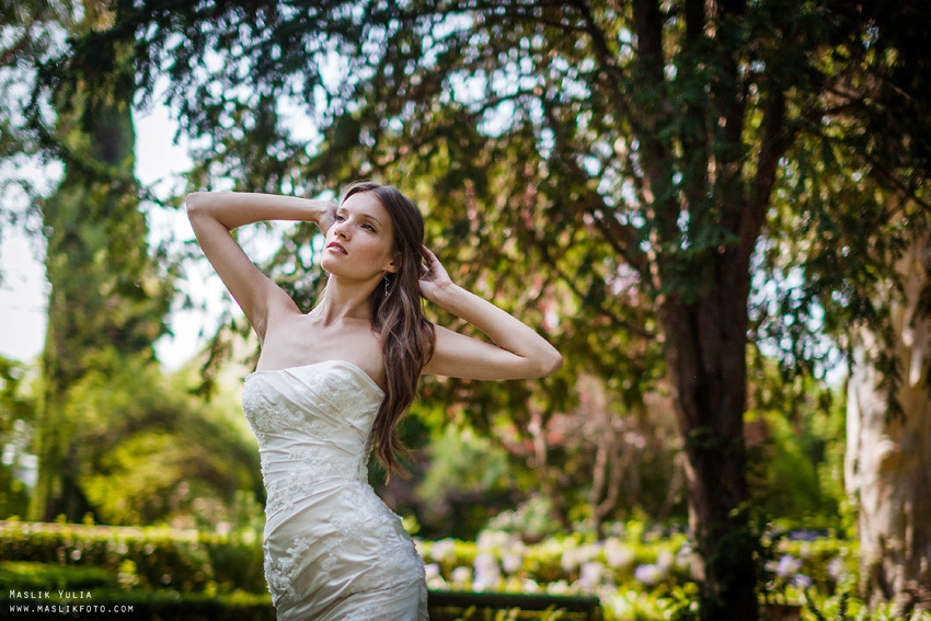 Sesión de fotos de boda en Barcelona en el Parque Laberinto. Fotógrafo en Barcelona  Maslik Yulia