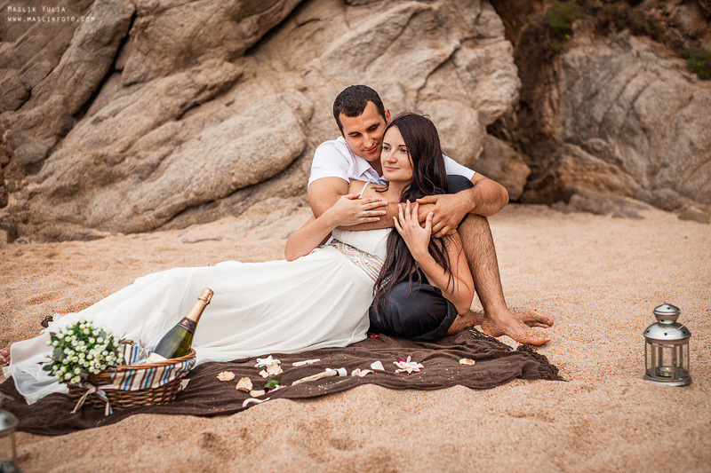 Sesión de fotos de boda en el Parque Laberinto de Barcelona. Fotógrafo en Barcelona  Maslik Yulia