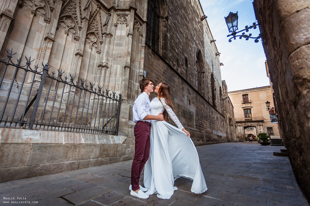 Stylowa sesja ślubna - Barcelona. Fotograf w Barcelonie Hiszpanii Maslik Yulia