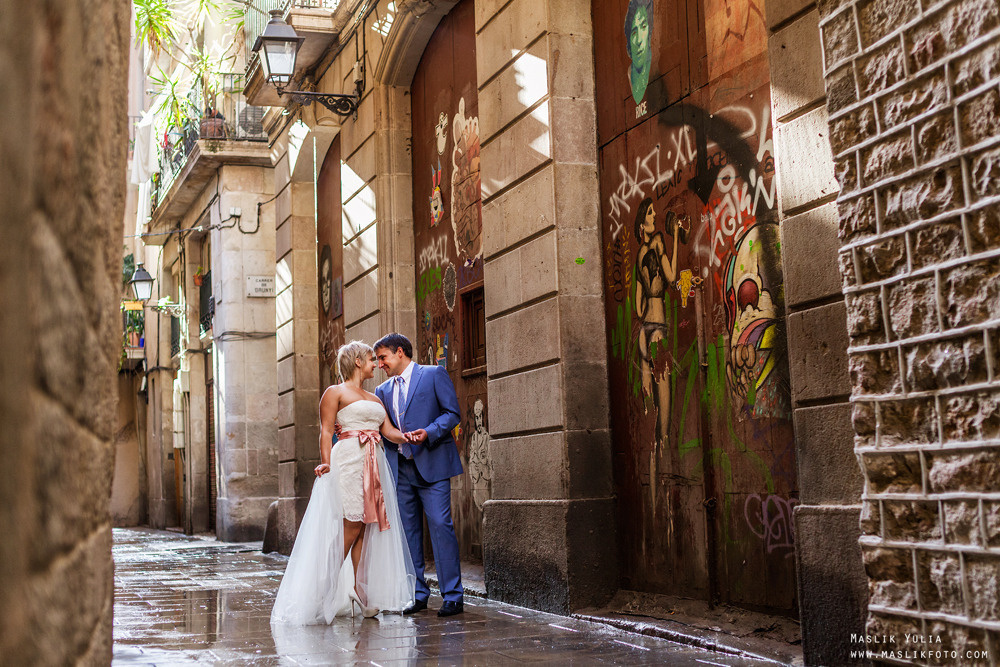 Unique photo shoot in Barcelona. Photographer in Barcelona Spain Maslik Yulia
