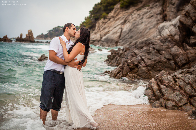 Sesión de fotos de boda en el Parque Laberinto de Barcelona. Fotógrafo en Barcelona  Maslik Yulia