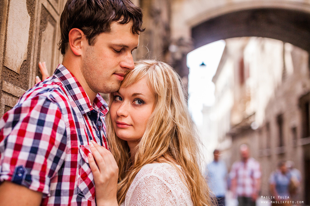 Romántica sesión de fotos en Barcelona. Fotógrafo en Barcelona  Maslik Yulia