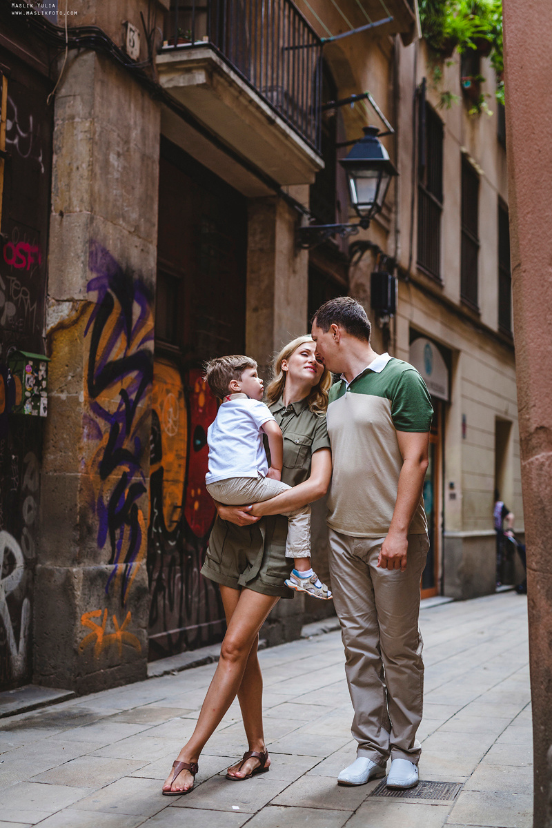 Sesión de fotos de aventura en Barcelona. Fotógrafo en Barcelona  Maslik Yulia