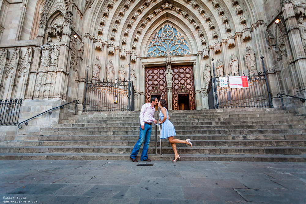 Sesión de fotos por la mañana en Barcelona. Fotógrafo en Barcelona  Maslik Yulia