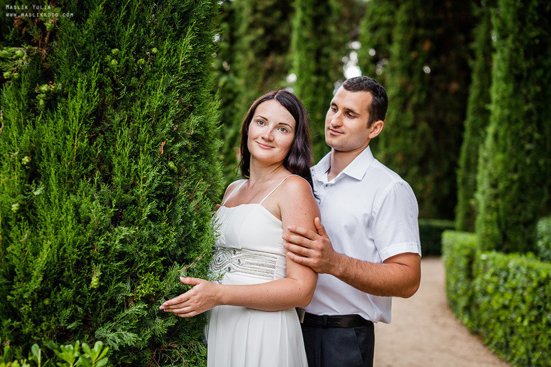 Sesión de fotos de boda en el Parque Laberinto de Barcelona. Fotógrafo en Barcelona  Maslik Yulia