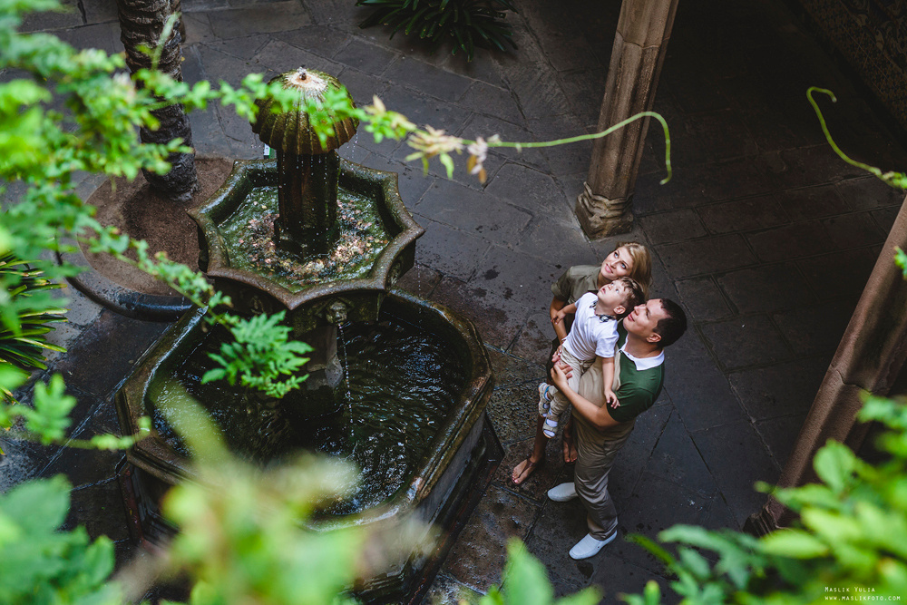 Sesión de fotos de aventura en Barcelona. Fotógrafo en Barcelona  Maslik Yulia