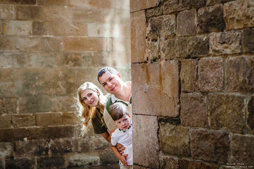 Sesión de fotos de aventura en Barcelona. Fotógrafo en Barcelona  Maslik Yulia