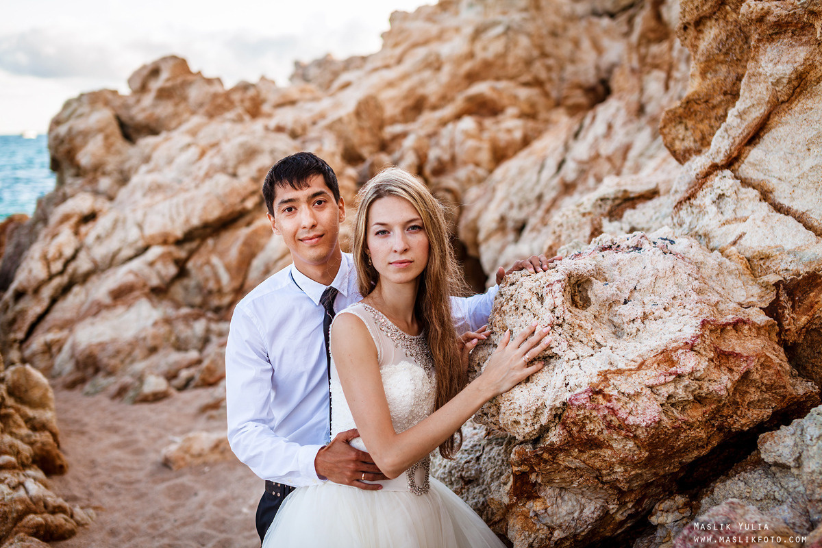 Wedding photo session on the Costa Brava, Spain. Photographer in Barcelona Spain Maslik Yulia