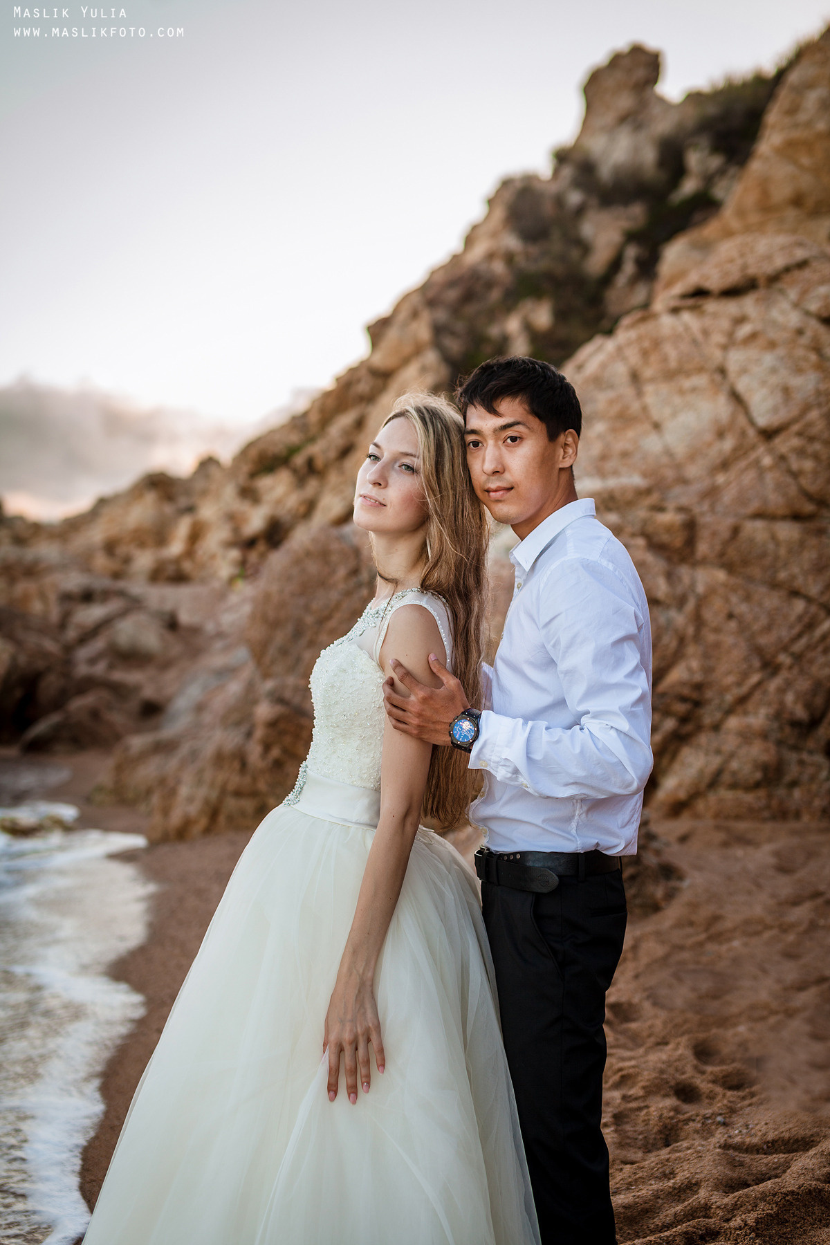 Wedding photo session on the Costa Brava, Spain. Photographer in Barcelona Spain Maslik Yulia