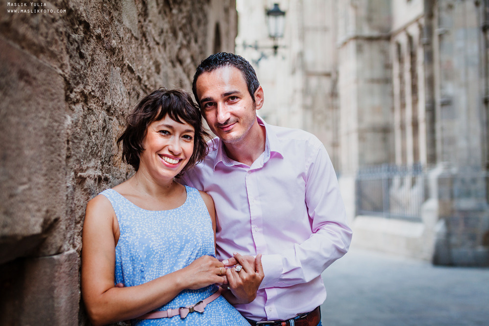 Sesión de fotos por la mañana en Barcelona. Fotógrafo en Barcelona  Maslik Yulia