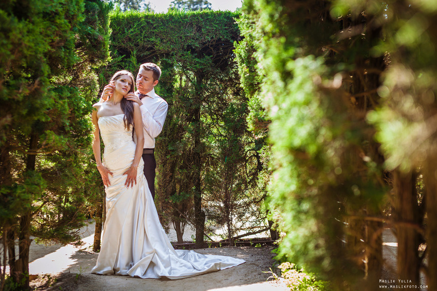 Sesión de fotos de boda en Barcelona en el Parque Laberinto. Fotógrafo en Barcelona  Maslik Yulia