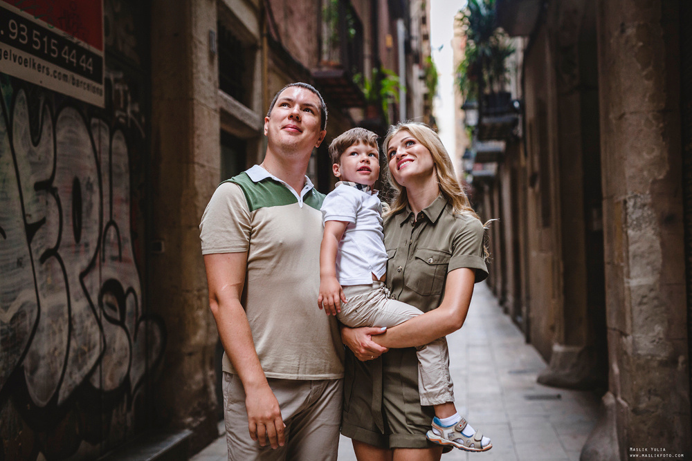 Sesión de fotos de aventura en Barcelona. Fotógrafo en Barcelona  Maslik Yulia