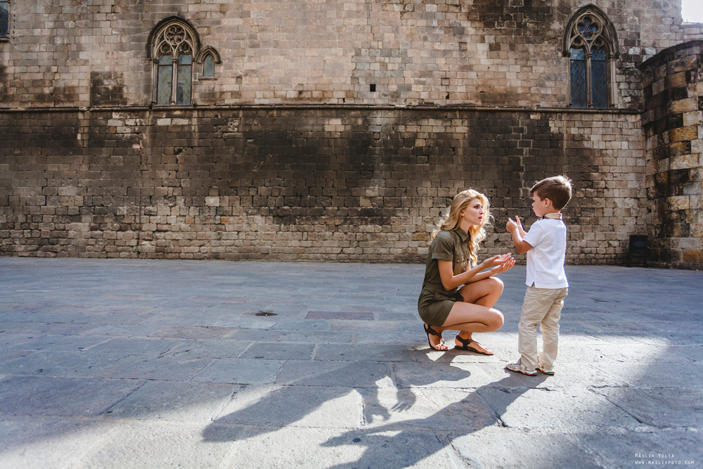 Sesión de fotos de aventura en Barcelona. Fotógrafo en Barcelona  Maslik Yulia
