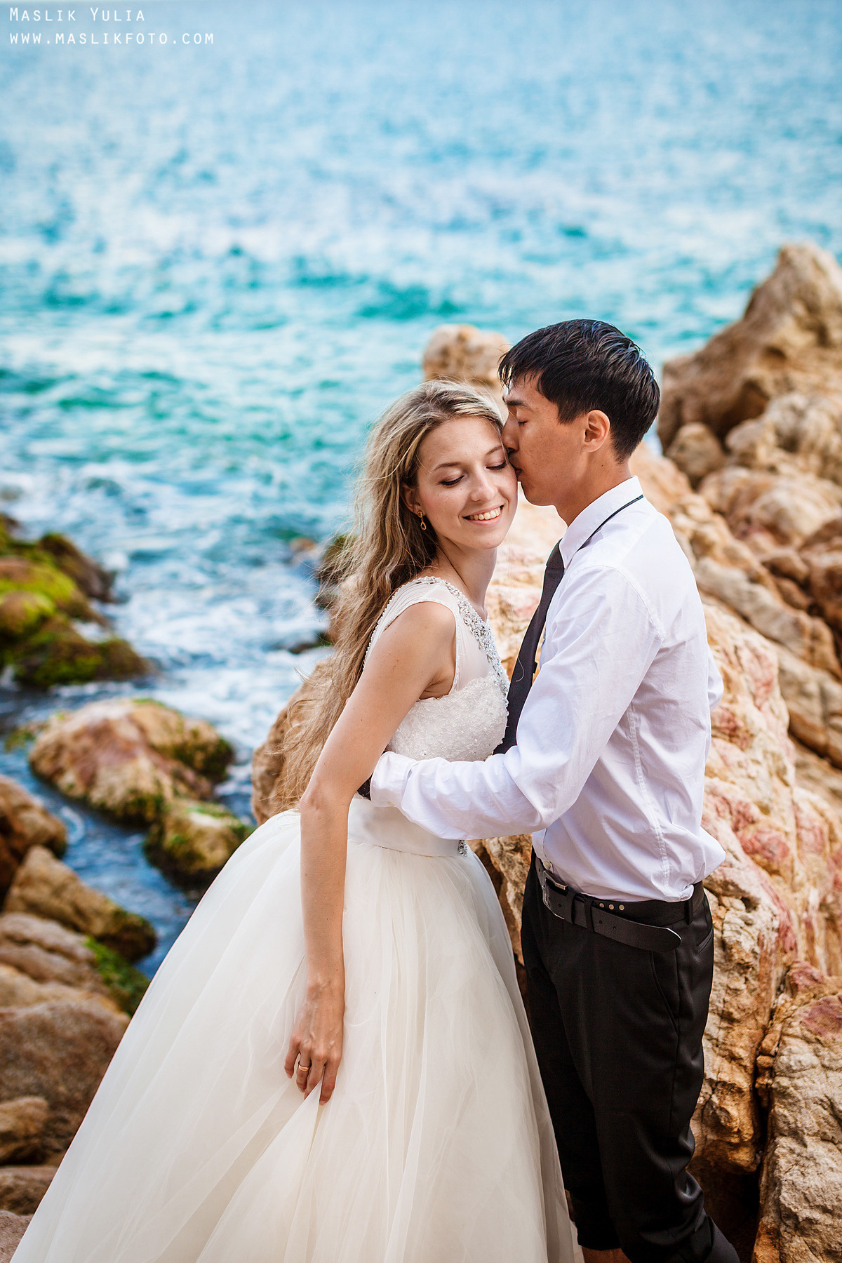 Wedding photo session on the Costa Brava, Spain. Photographer in Barcelona Spain Maslik Yulia