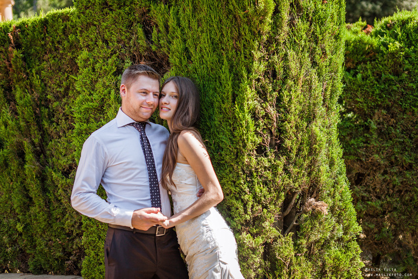 Sesión de fotos de boda en Barcelona en el Parque Laberinto. Fotógrafo en Barcelona  Maslik Yulia