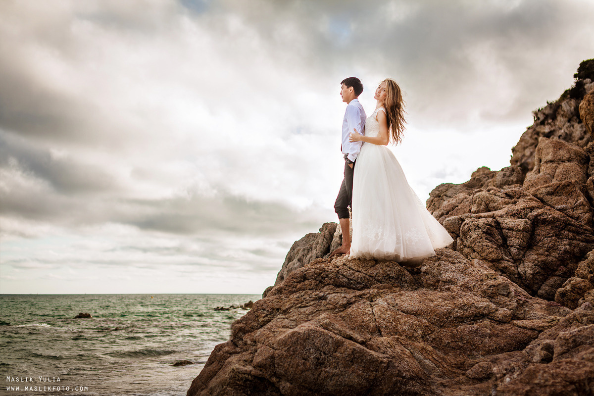 Wedding photo session on the Costa Brava, Spain. Photographer in Barcelona Spain Maslik Yulia