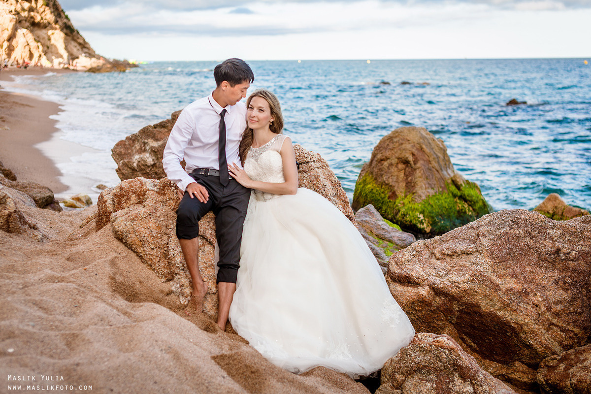 Wedding photo session on the Costa Brava, Spain. Photographer in Barcelona Spain Maslik Yulia
