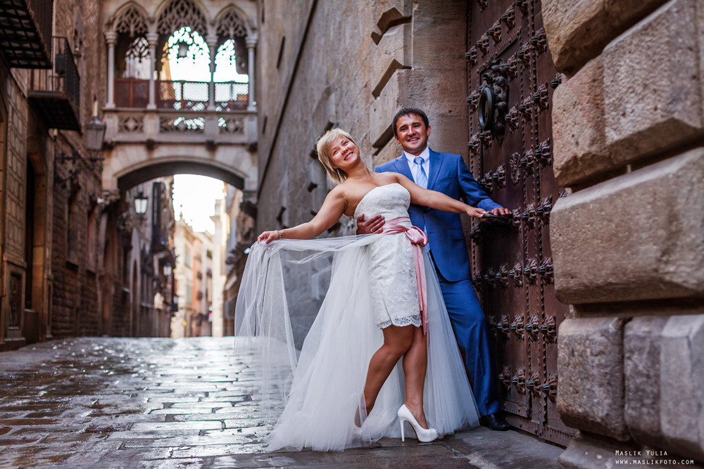 Unique photo shoot in Barcelona. Photographer in Barcelona Spain Maslik Yulia