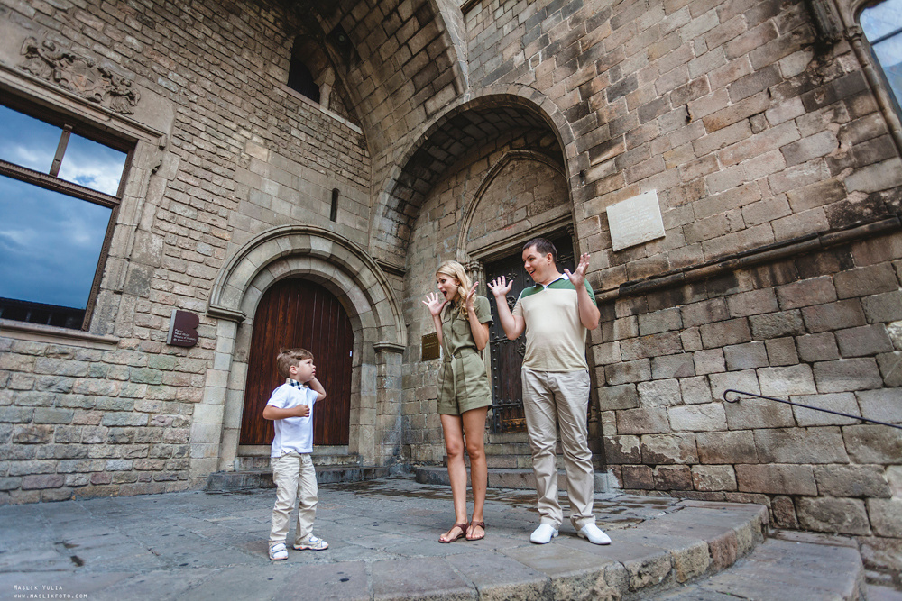 Sesión de fotos de aventura en Barcelona. Fotógrafo en Barcelona  Maslik Yulia