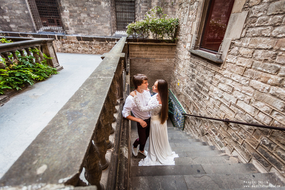 Stylowa sesja ślubna - Barcelona. Fotograf w Barcelonie Hiszpanii Maslik Yulia