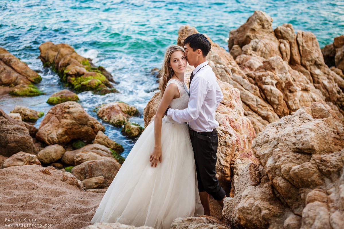 Wedding photo session on the Costa Brava, Spain. Photographer in Barcelona Spain Maslik Yulia