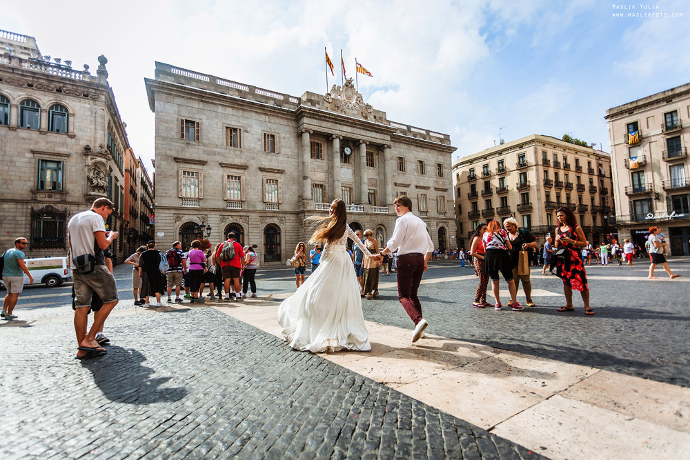 Stylowa sesja ślubna - Barcelona. Fotograf w Barcelonie Hiszpanii Maslik Yulia