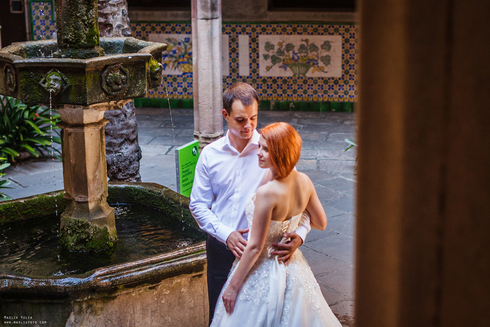 Soleada sesión de fotos en Barcelona. Fotógrafo en Barcelona  Maslik Yulia