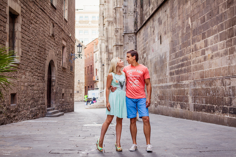 Perky sesión de fotos familiares en Barcelona. Fotógrafo en Barcelona  Maslik Yulia