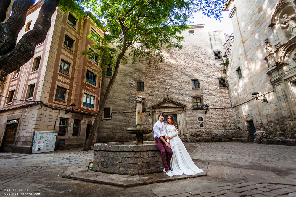 Stylowa sesja ślubna - Barcelona. Fotograf w Barcelonie Hiszpanii Maslik Yulia