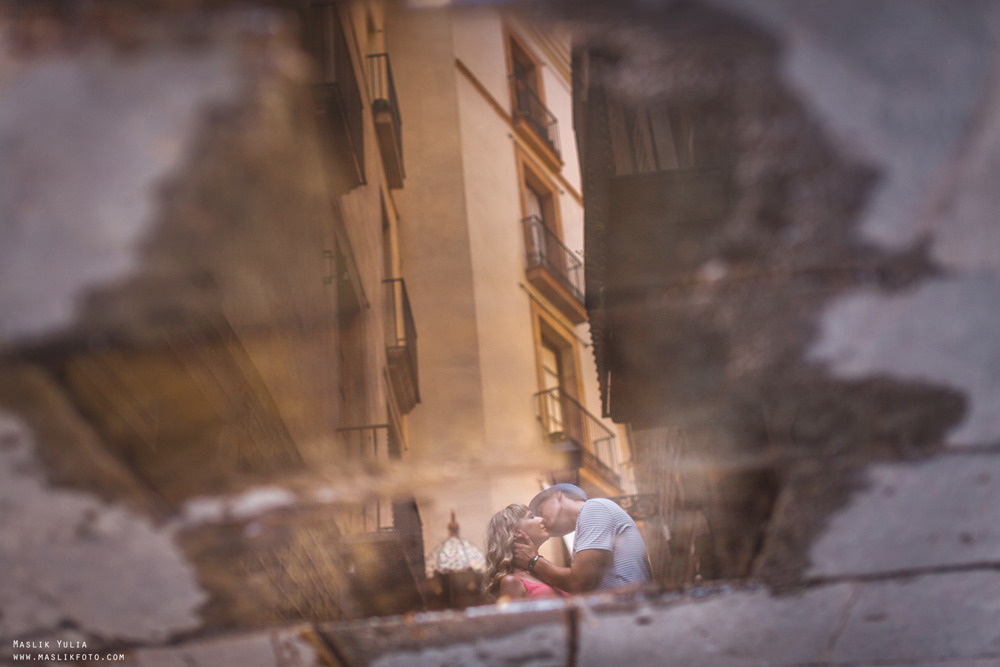 Colorful photo shoot in Barcelona. Photographer in Barcelona Spain Maslik Yulia