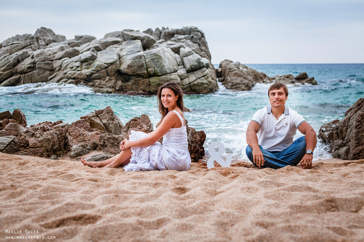 Sesión de fotos de mar en Tossa de Mar. Fotógrafo en Barcelona  Maslik Yulia