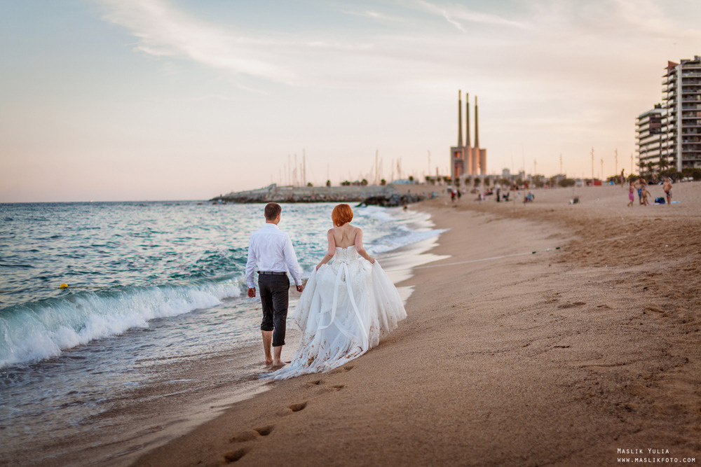 Soleada sesión de fotos en Barcelona. Fotógrafo en Barcelona  Maslik Yulia