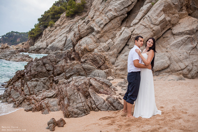 Sesión de fotos de boda en el Parque Laberinto de Barcelona. Fotógrafo en Barcelona  Maslik Yulia