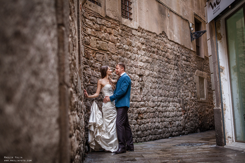 Sesión de fotos de boda en Barcelona en el Parque Laberinto. Fotógrafo en Barcelona  Maslik Yulia