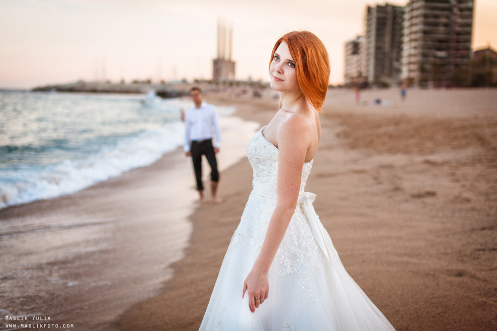 Soleada sesión de fotos en Barcelona. Fotógrafo en Barcelona  Maslik Yulia