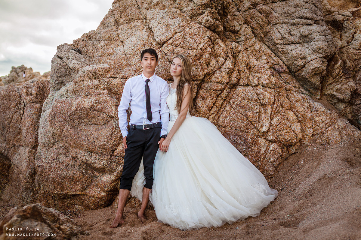Wedding photo session on the Costa Brava, Spain. Photographer in Barcelona Spain Maslik Yulia