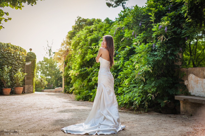 Sesión de fotos de boda en Barcelona en el Parque Laberinto. Fotógrafo en Barcelona  Maslik Yulia