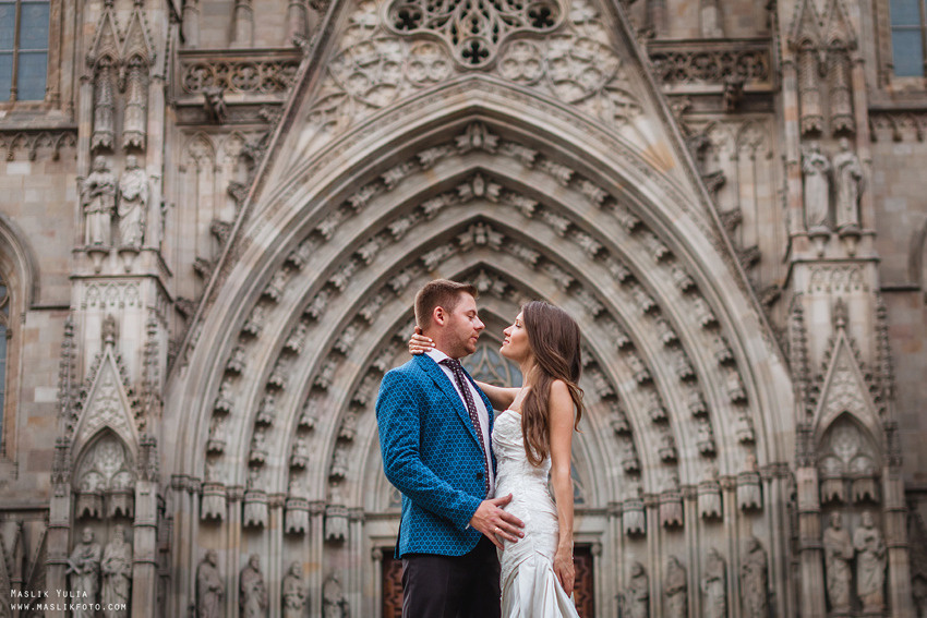 Sesión de fotos de boda en Barcelona en el Parque Laberinto. Fotógrafo en Barcelona  Maslik Yulia