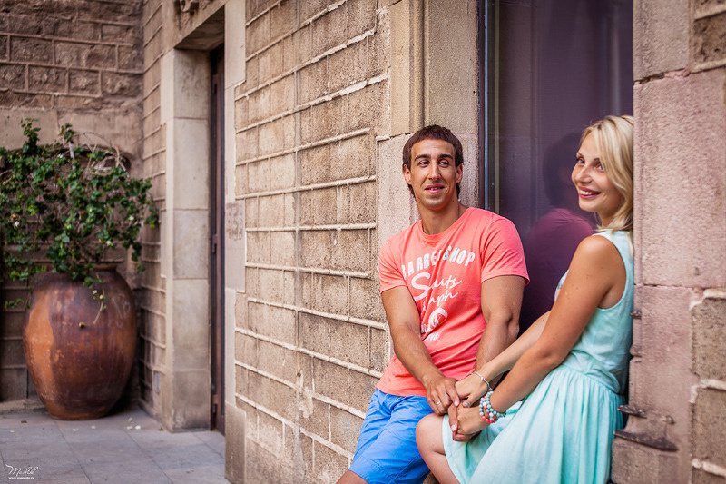 Perky sesión de fotos familiares en Barcelona. Fotógrafo en Barcelona  Maslik Yulia