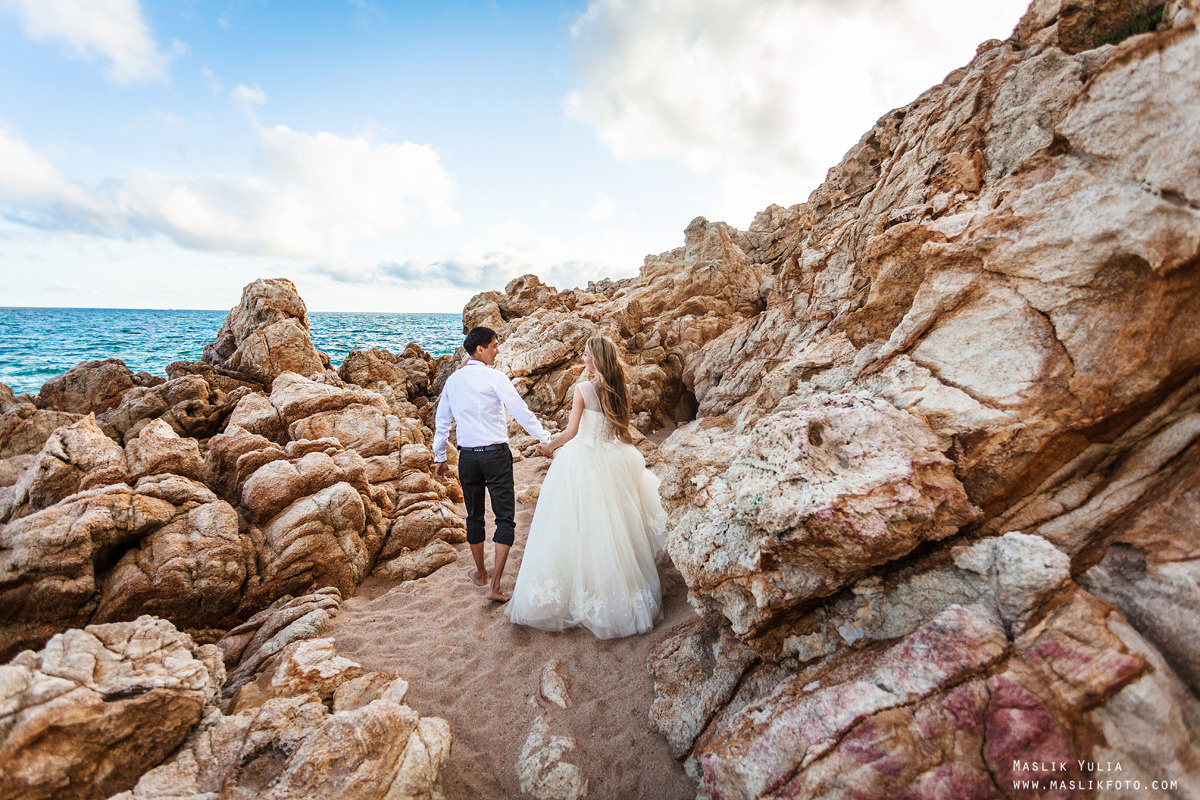 Wedding photo session on the Costa Brava, Spain. Photographer in Barcelona Spain Maslik Yulia