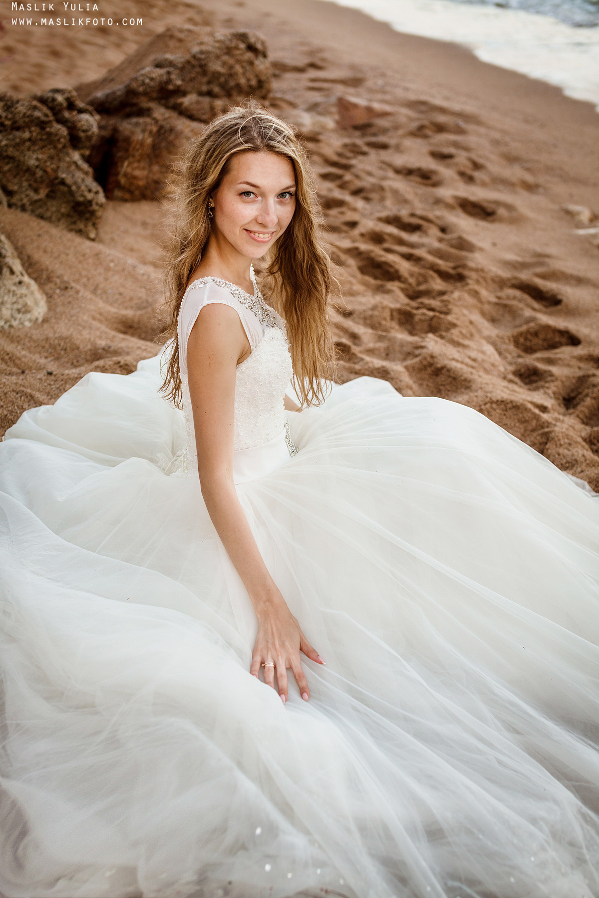 Wedding photo session on the Costa Brava, Spain. Photographer in Barcelona Spain Maslik Yulia