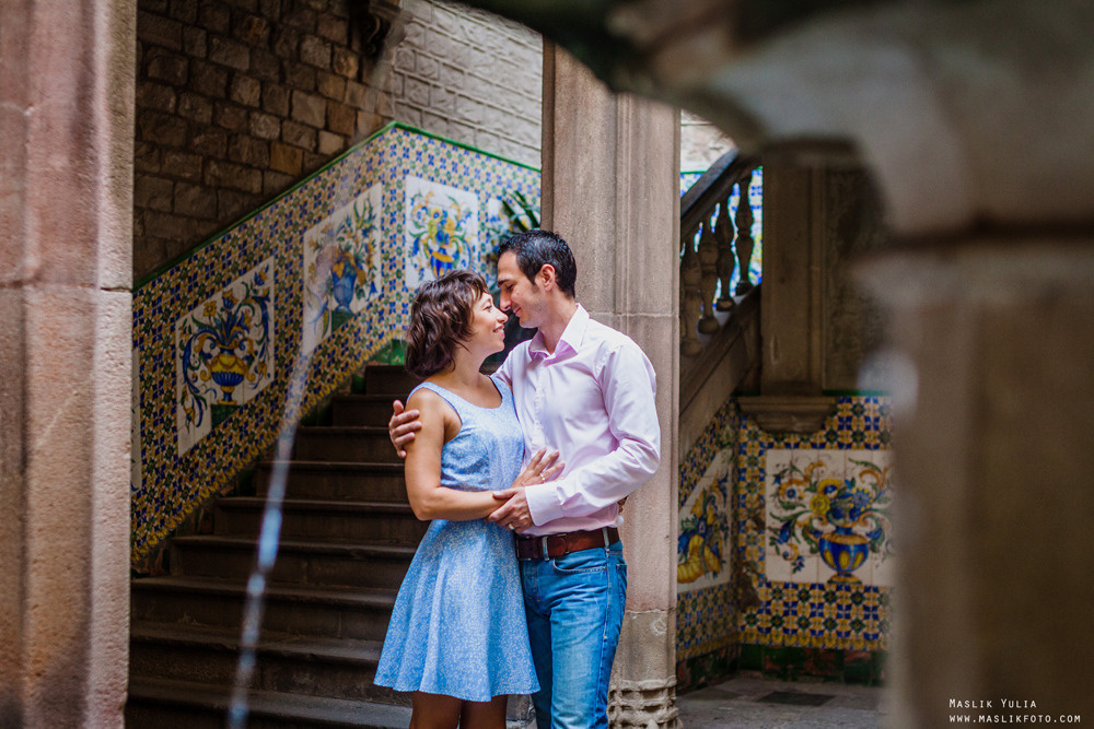 Sesión de fotos por la mañana en Barcelona. Fotógrafo en Barcelona  Maslik Yulia