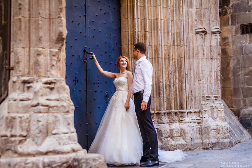 Soleada sesión de fotos en Barcelona. Fotógrafo en Barcelona  Maslik Yulia