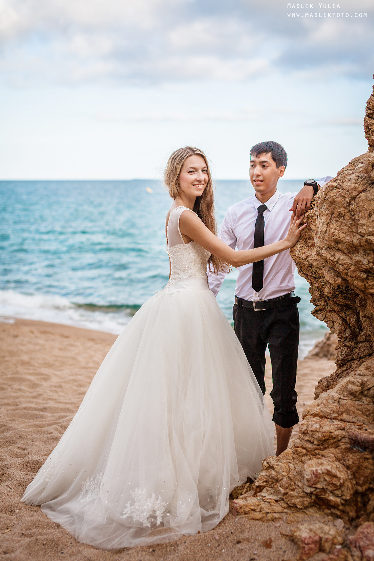 Wedding photo session on the Costa Brava, Spain. Photographer in Barcelona Spain Maslik Yulia